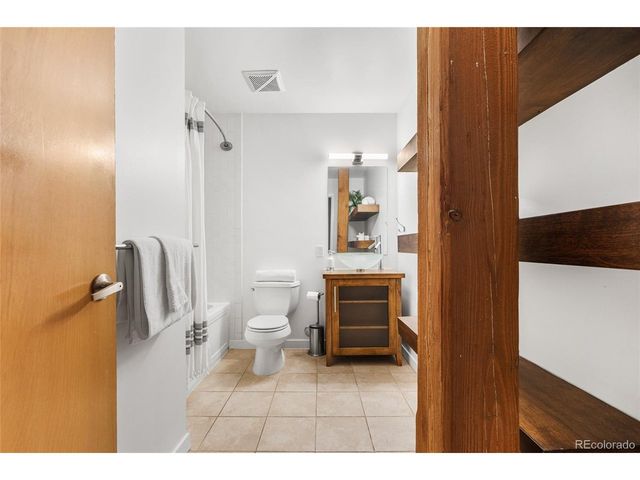 2501 Grove St 101, Denver, CO 80211