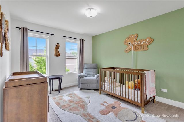 5642 N LOCKWOOD Avenue, Chicago, IL 60646