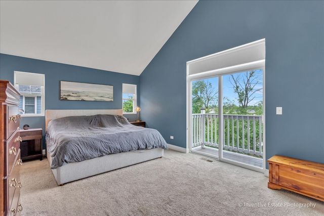 5642 N LOCKWOOD Avenue, Chicago, IL 60646