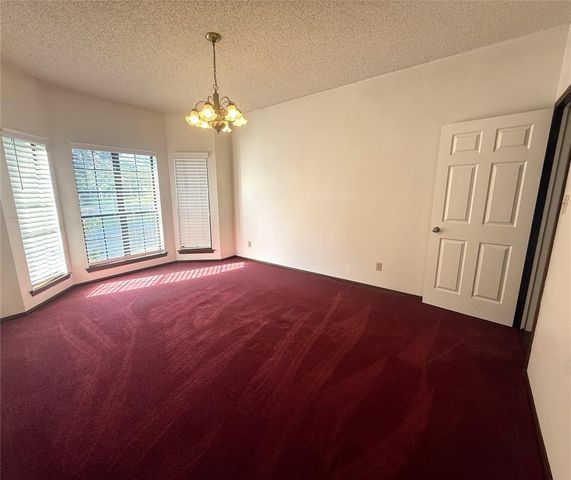 133 Champions DR, Rockdale, TX 76567