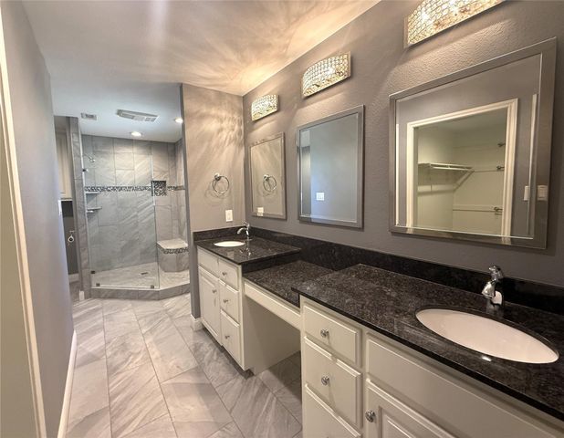 133 Champions DR, Rockdale, TX 76567