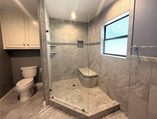 133 Champions DR, Rockdale, TX 76567