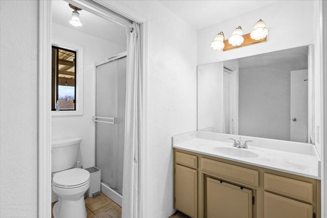 3208 Burton Drive, Medford, OR 97504