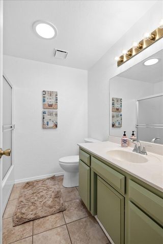 3208 Burton Drive, Medford, OR 97504