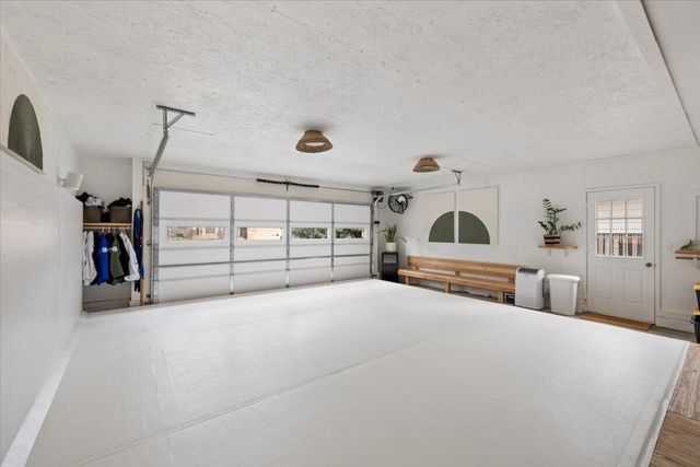 3208 Burton Drive, Medford, OR 97504