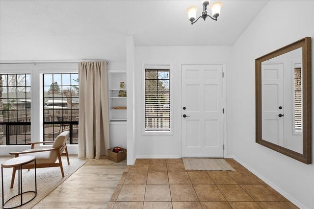 3208 Burton Drive, Medford, OR 97504