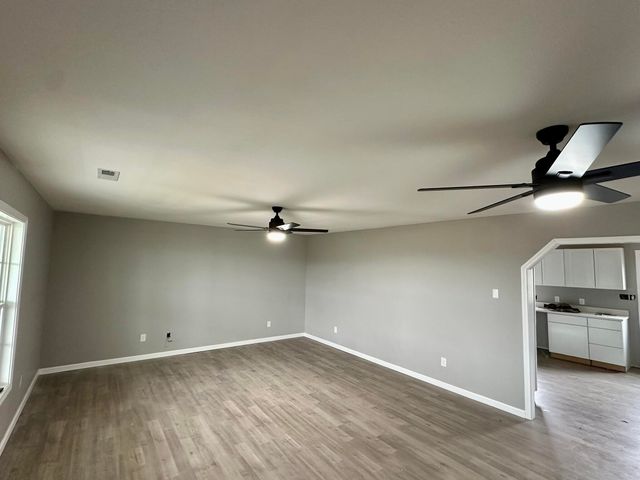 108 Magnolia Drive, Lancaster, KY 40444