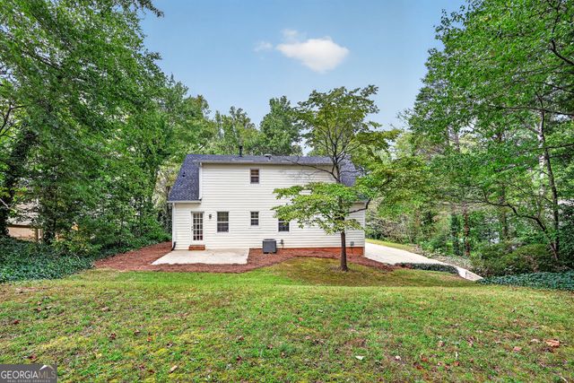 2750 Holly Ridge Circle, Marietta, GA 30062