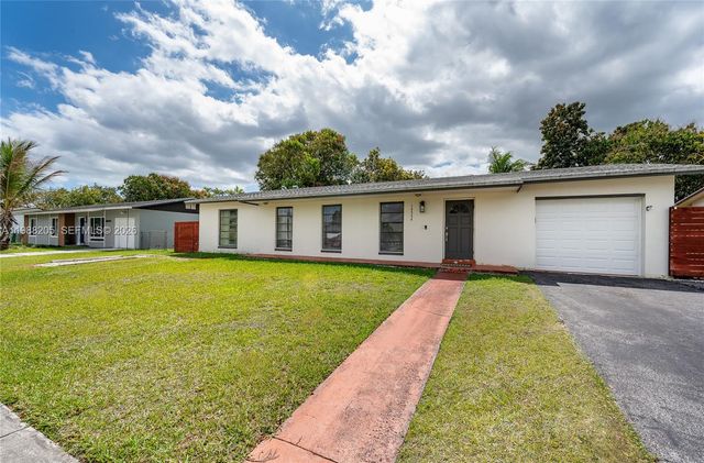 10954 SW 157th Ter 1, Miami, FL 33157