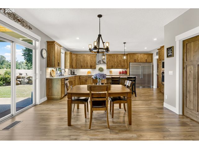 29746 Se SUNVIEW Ln, Estacada, OR 97023
