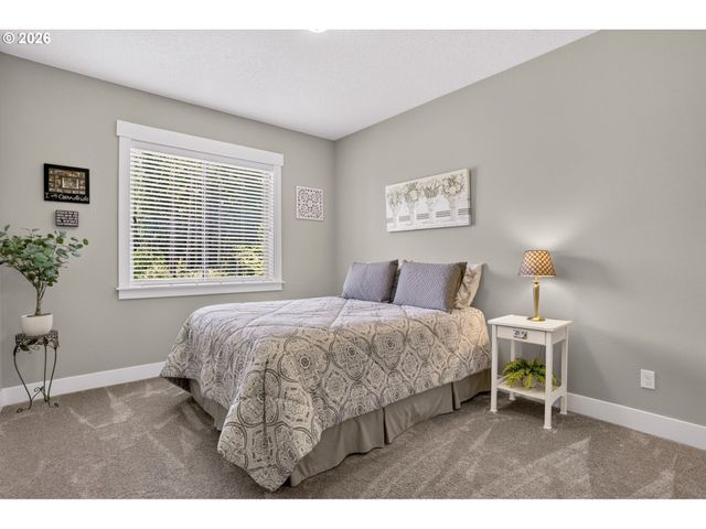 29746 Se SUNVIEW Ln, Estacada, OR 97023