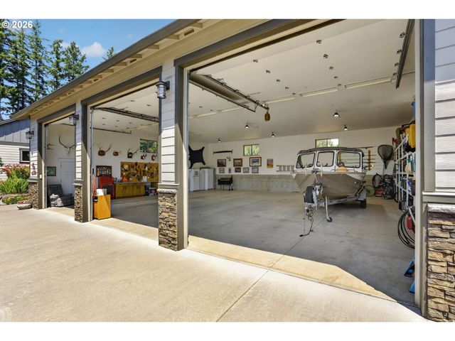 29746 Se SUNVIEW Ln, Estacada, OR 97023