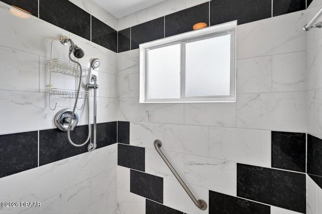 2538 Coral Way W, Daytona Beach, FL 32118