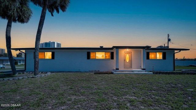 2538 Coral Way W, Daytona Beach, FL 32118