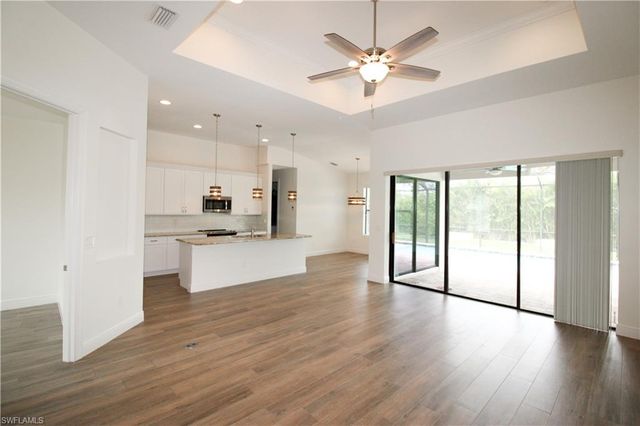 1401 49th TER, Cape Coral, FL 33914