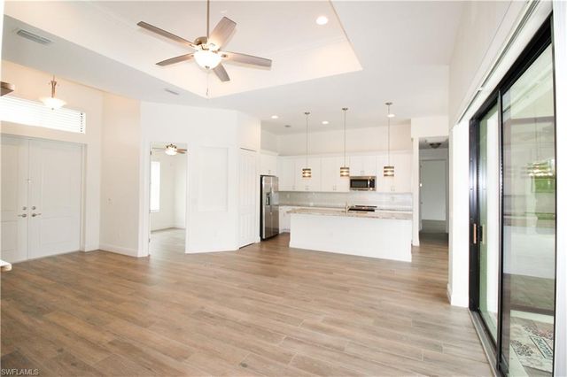 1401 49th TER, Cape Coral, FL 33914
