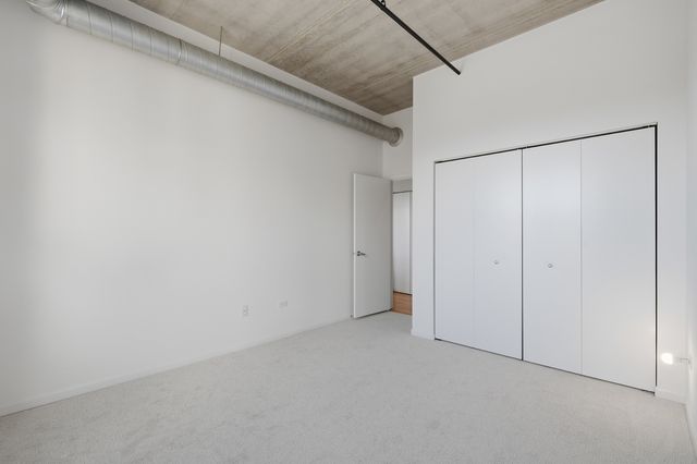 1735 W Diversey Parkway 409, Chicago, IL 60614