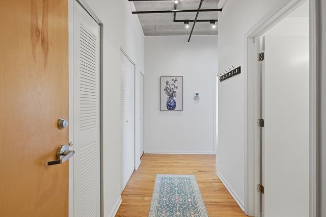 1735 W Diversey Parkway 409, Chicago, IL 60614