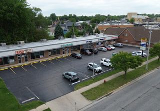 9554A S Southwest Highway, Oak Lawn, IL 60453