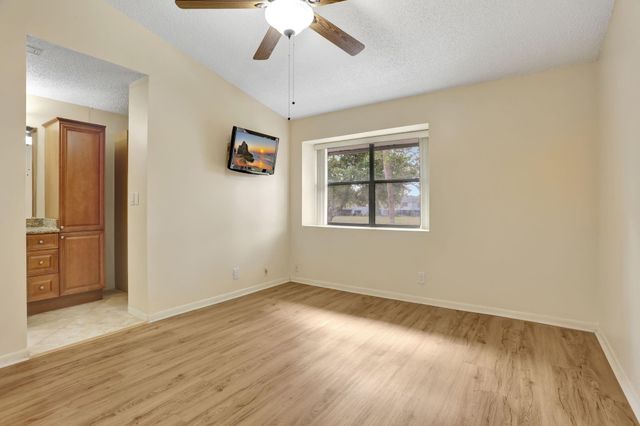 3341 Carambola Cir 2415, Pompano Beach, FL 33066