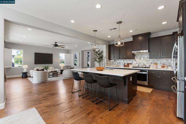 19221 Eagle View Dr, Morgan Hill, CA 95037