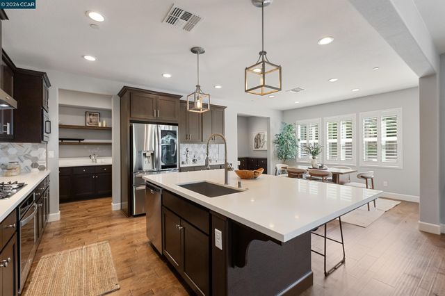 19221 Eagle View Dr, Morgan Hill, CA 95037