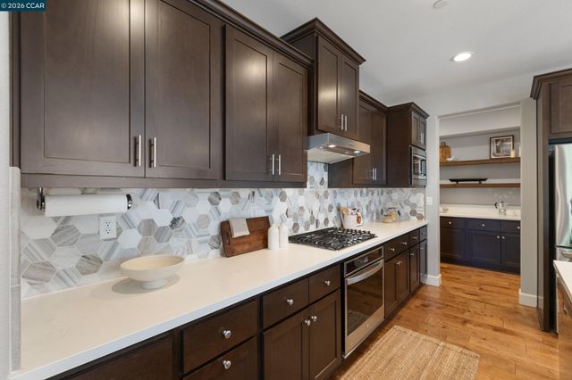 19221 Eagle View Dr, Morgan Hill, CA 95037
