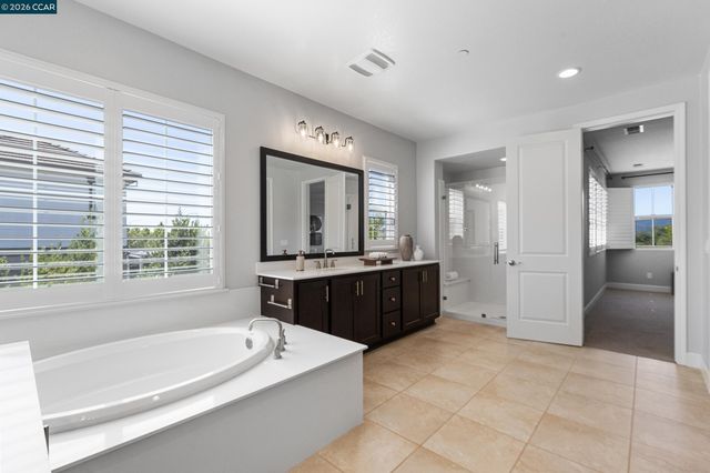 19221 Eagle View Dr, Morgan Hill, CA 95037