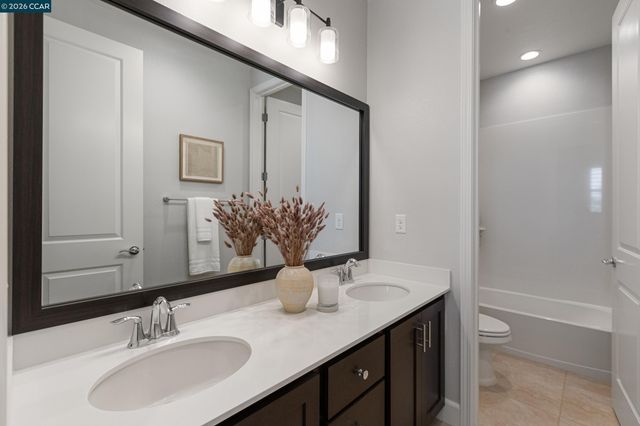 19221 Eagle View Dr, Morgan Hill, CA 95037