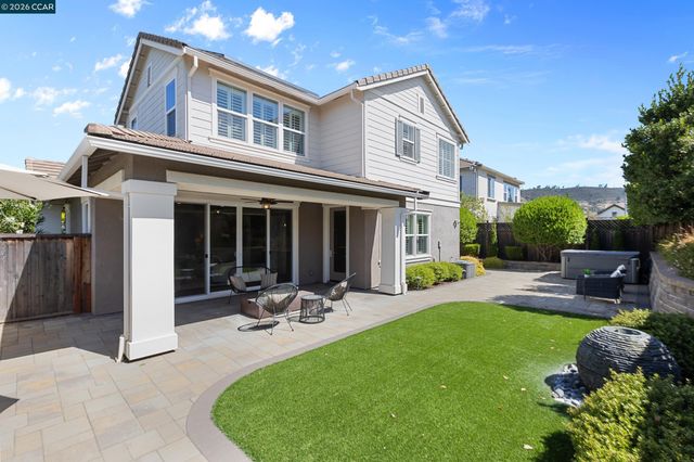 19221 Eagle View Dr, Morgan Hill, CA 95037