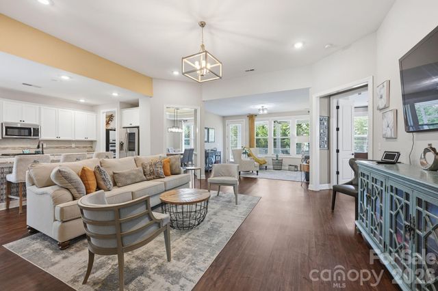 7210 Overjoyed Crossing, Charlotte, NC 28215