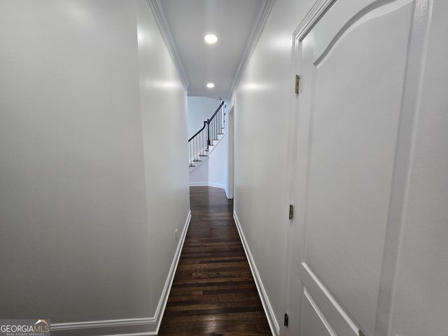 398 Dunleven Manor Walk, Lawrenceville, GA 30043