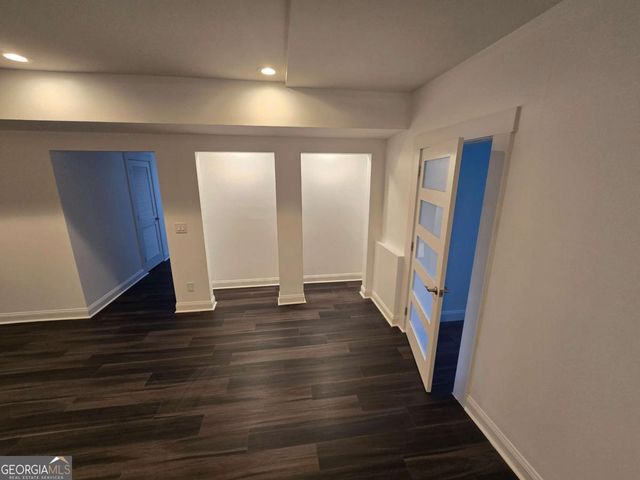 398 Dunleven Manor Walk, Lawrenceville, GA 30043