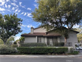 1 Starfall, Irvine, CA 92603
