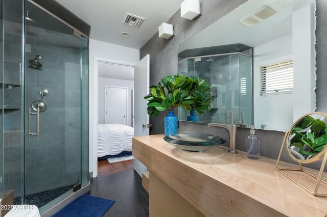 6924 E MARIPOSA Drive, Scottsdale, AZ 85251