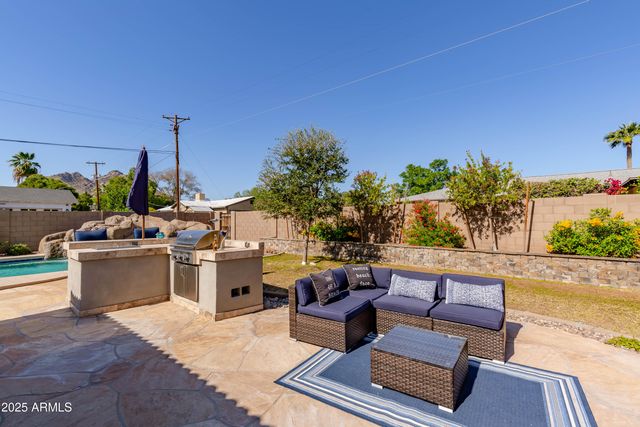 6924 E MARIPOSA Drive, Scottsdale, AZ 85251