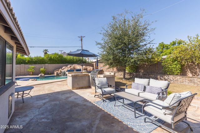 6924 E MARIPOSA Drive, Scottsdale, AZ 85251