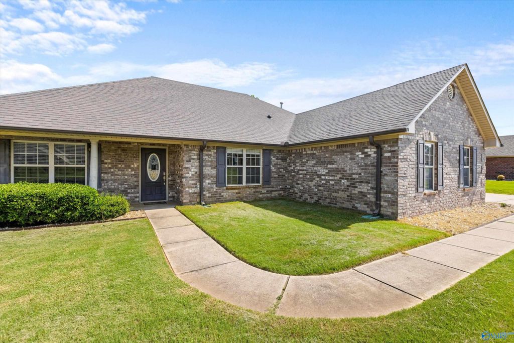 13141 Arbor Ridge, Madison, AL 35756