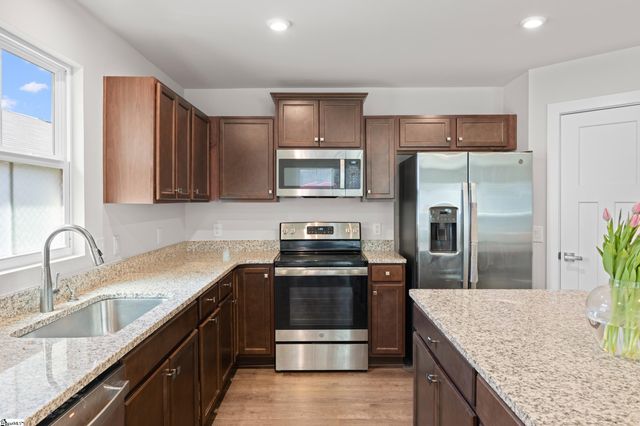 122 Southwell Street, Woodruff, SC 29388