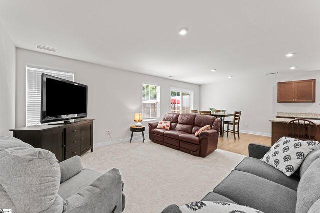 122 Southwell Street, Woodruff, SC 29388