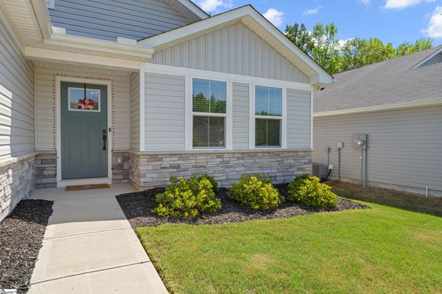 122 Southwell Street, Woodruff, SC 29388