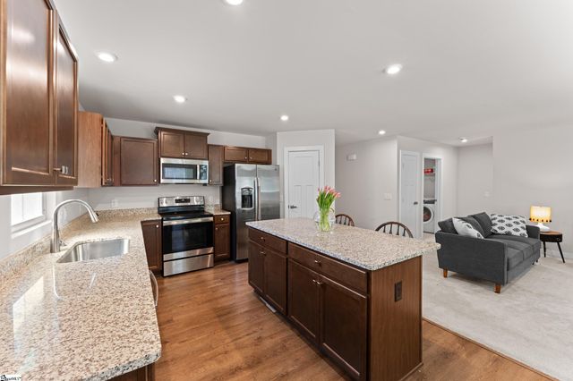 122 Southwell Street, Woodruff, SC 29388