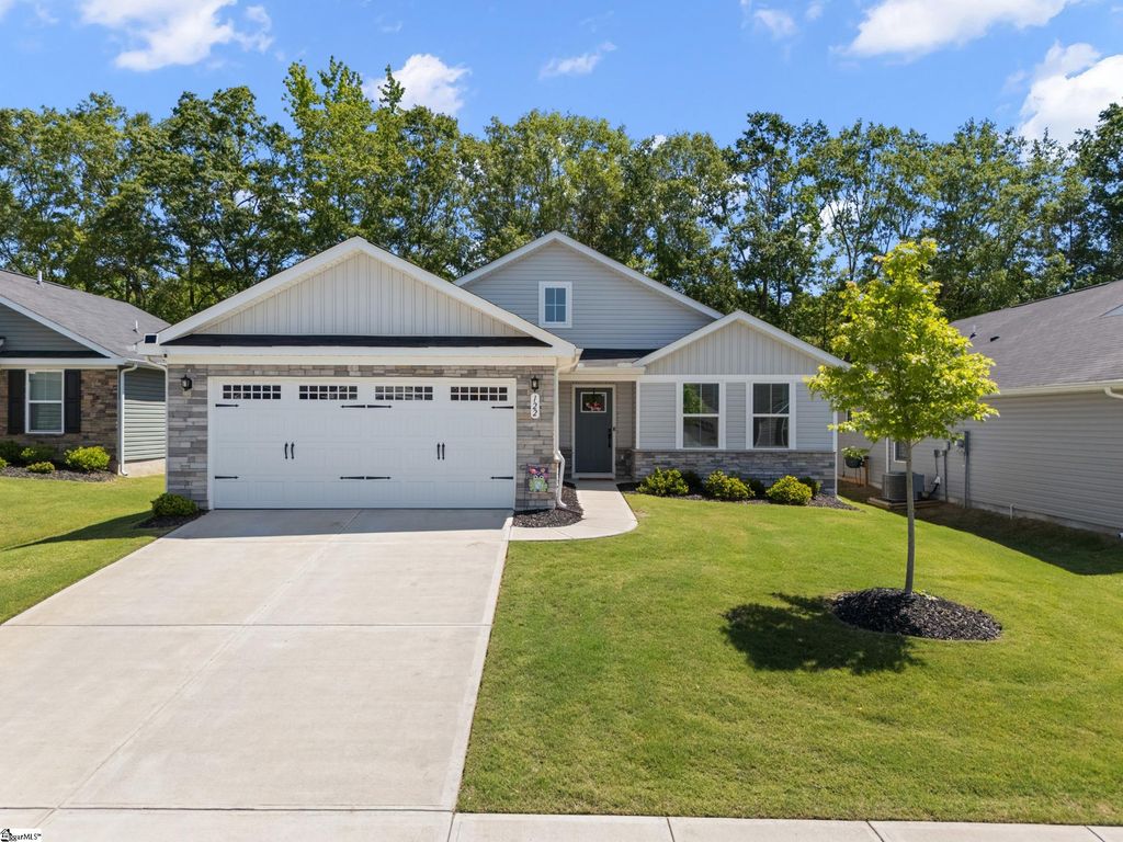 122 Southwell Street, Woodruff, SC 29388