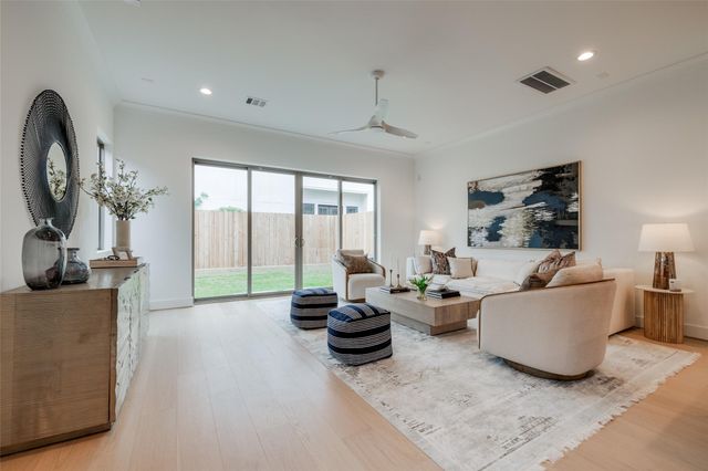 1817 Branard Street, Houston, TX 77098