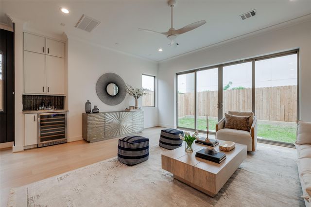 1817 Branard Street, Houston, TX 77098