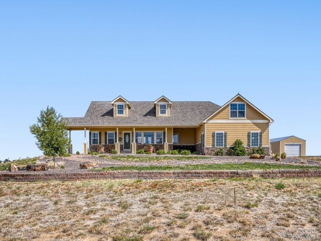 34623 E 10th Dr, Watkins, CO 80137