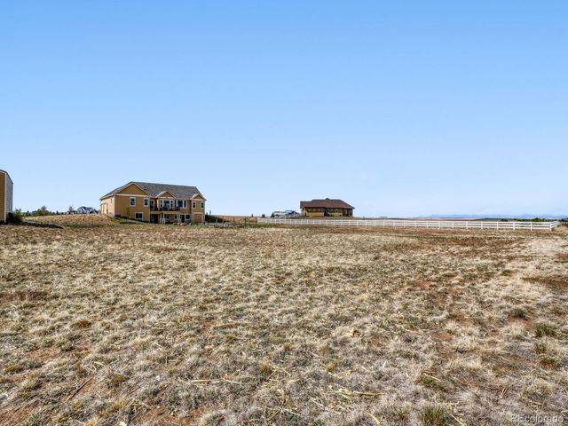 34623 E 10th Dr, Watkins, CO 80137
