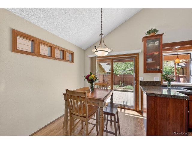 43 S Eagle Cir, Aurora, CO 80012