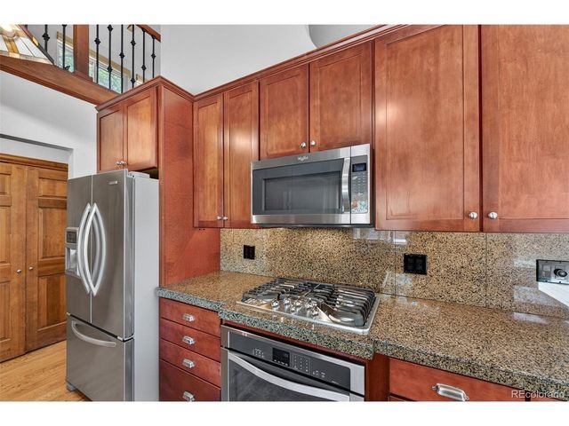 43 S Eagle Cir, Aurora, CO 80012