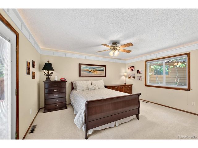 43 S Eagle Cir, Aurora, CO 80012